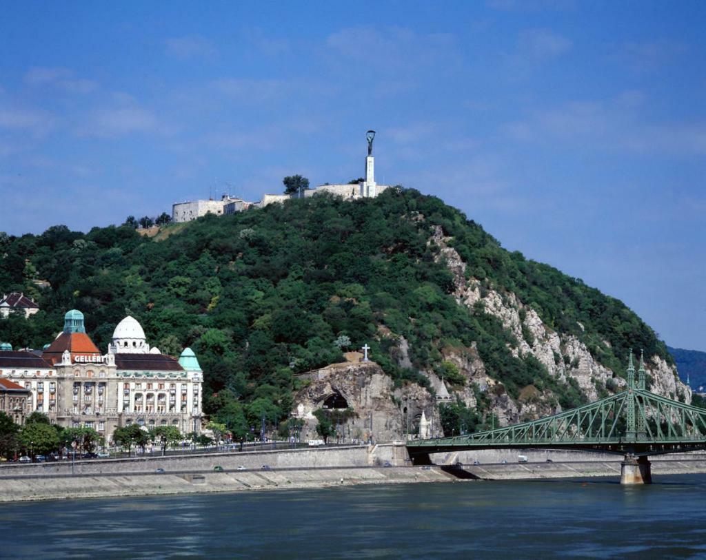 Corvinus Apartman Budapest Luaran gambar