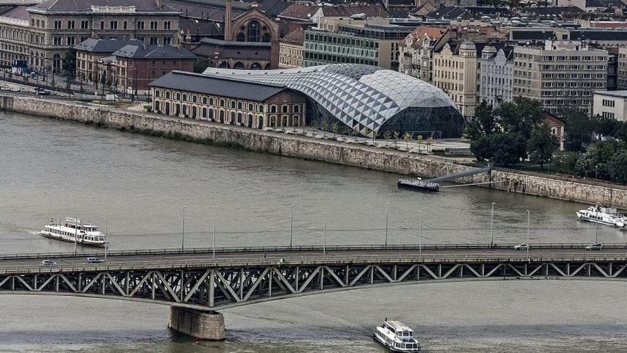 Corvinus Apartman Budapest Luaran gambar